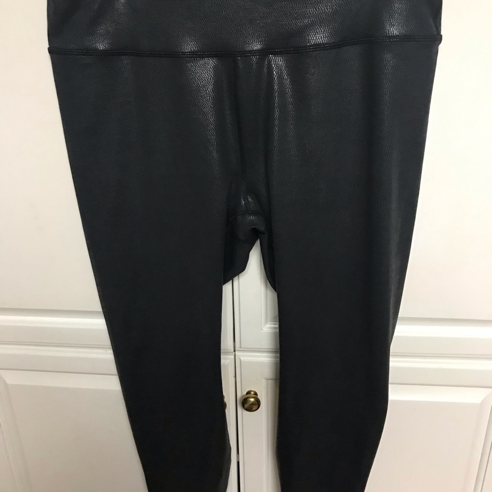 Women’s  “Size XLarge” Athletic pants